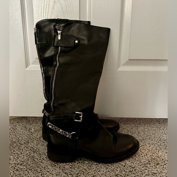 ENZO ANGIOLINI Size 8.5 Black Moto Riding Boots Silver Zipper Chains - Picture 6 of 11